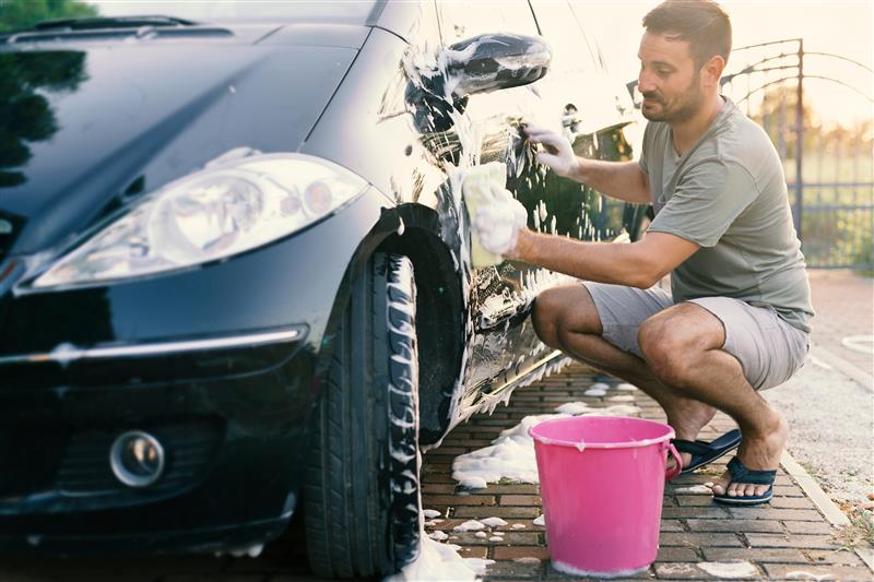 10 Essential Steps to Wash Your Car the Right Way